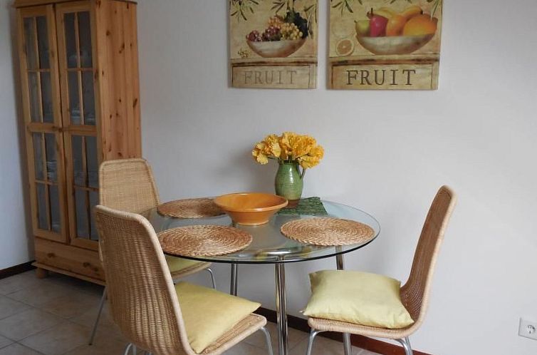 Appartement Exklusive Ferienwohnung mit Loggia am Waldrand