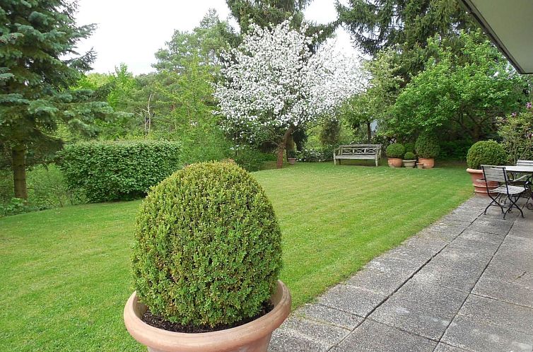Appartement Exklusive Ferienwohnung mit Loggia am Waldrand