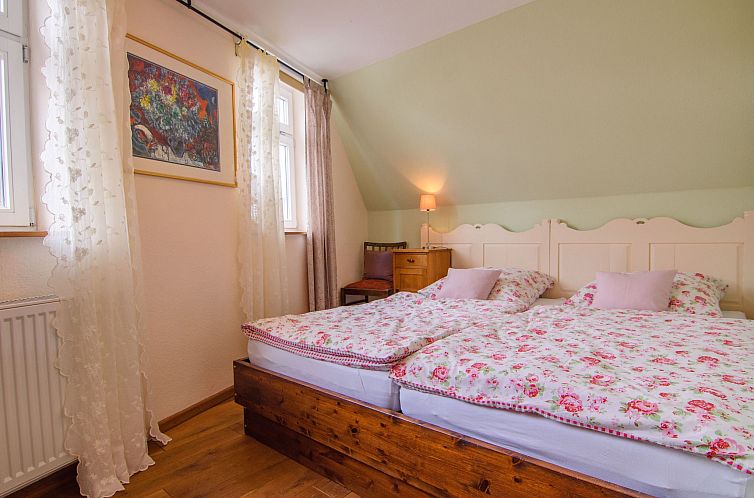 Appartement Gemütliche Wohnung in Bracht mit Garten