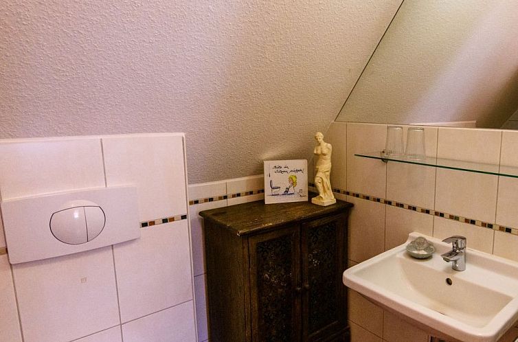 Appartement Gemütliche Wohnung in Bracht mit Garten