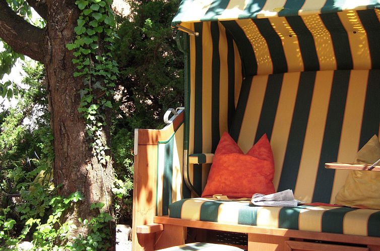 Appartement Gemütliche Wohnung in Bracht mit Garten