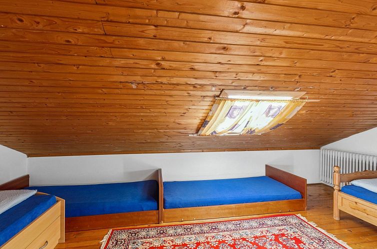 Vakantiehuis Geräumiges Ferienhaus mit Garten in Rittsteig