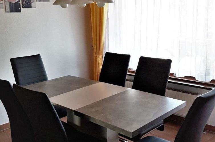 Vakantiehuis Renovierter Bungalow in Dörmbach