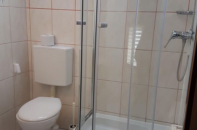 Vakantiehuis Familienfreundliches Haus mit großer Terrasse