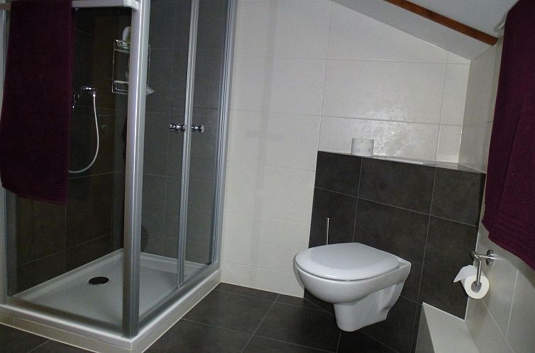 Vakantiehuis Modernes Ferienhaus unweit eines schönen Bades