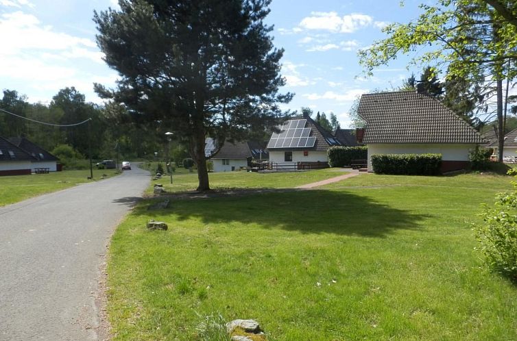 Vakantiehuis mit Grill, Terrasse und Garten