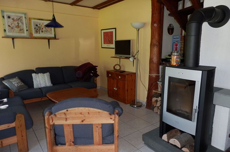 Vakantiehuis mit Grill, Terrasse und Garten