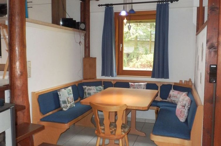 Vakantiehuis mit Grill, Terrasse und Garten