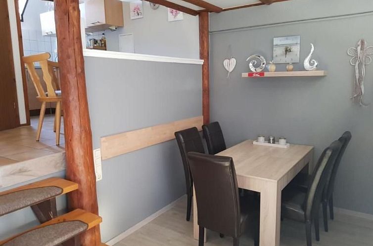 Vakantiehuis in Feriendorf Silbersee mit Garten