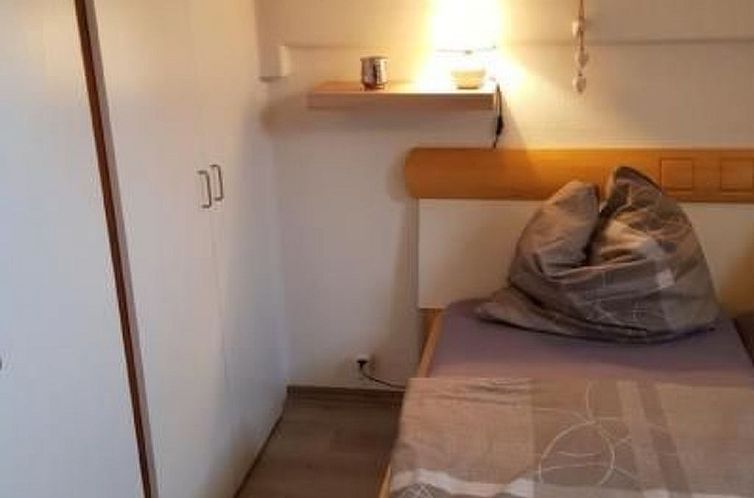 Vakantiehuis in Feriendorf Silbersee mit Garten