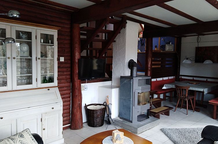 Vakantiehuis mit Terrasse und Grill