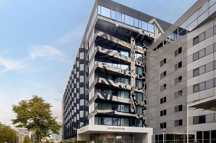 Mainport Design Hotel in Rotterdam, modern vacation apartment with unique architecture in South Holland.