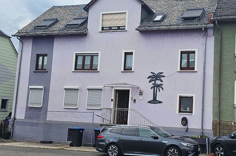 Ontdek RP004, een vakantiehuis in Diez, Rijnland-Palts, met een unieke gevel en gezellige sfeer voor een perfecte vakantie.