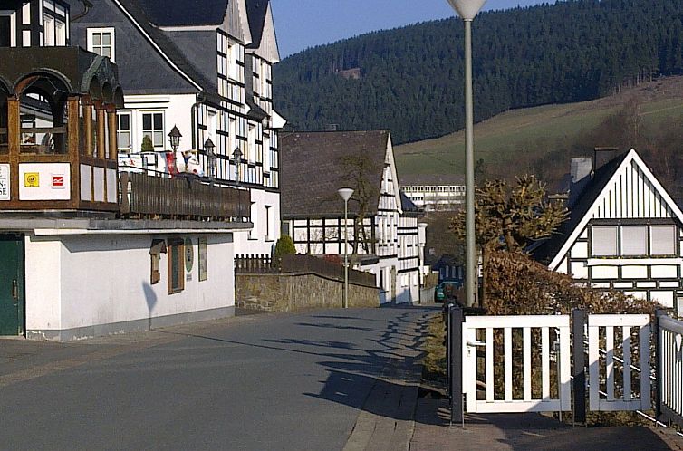 Vakantiehuis Fachwerkhaus mit 5 Schlafzimmern bei Winterberg