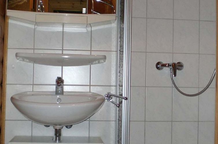 Vakantiehuis Berghütte mit eigenem Garten und Grill