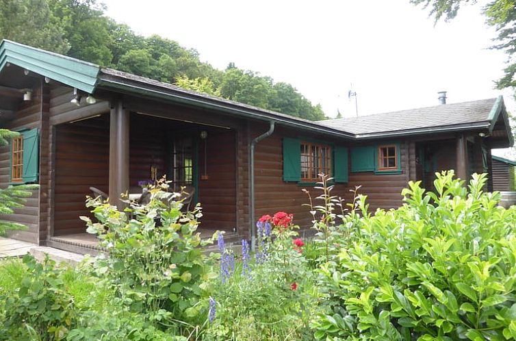 Gezellig Huisje in Sudeck, een vakantiehuis in de groene omgeving van Sauerland, Winterberg, Duitsland.