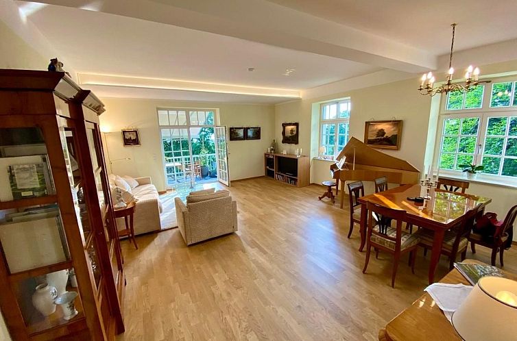 Appartement Fewo Natur und Kunst