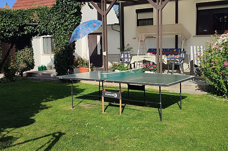 Appartement Große Ferienwohnung in Niedergurig mit Großem 