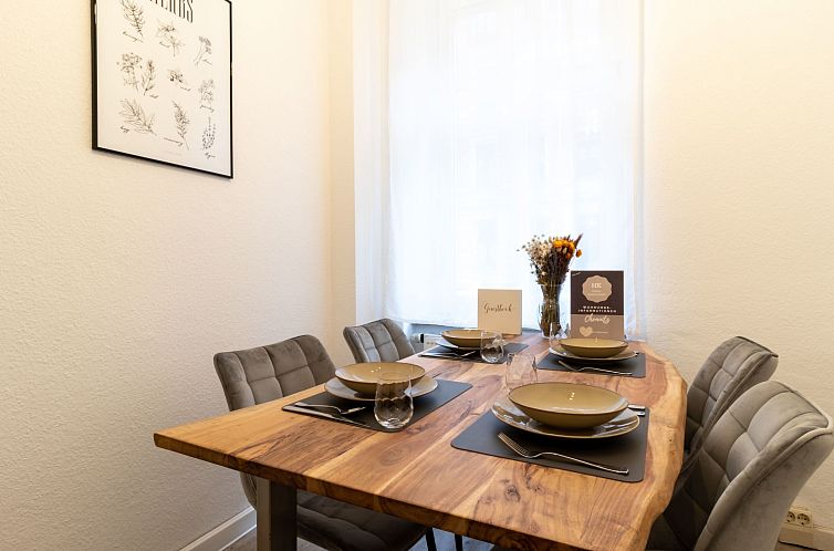 Unterkunft 0291611 - Appartement Sachsen - Appartement Große Wohnung in Zentrum mit Kleinem Garten