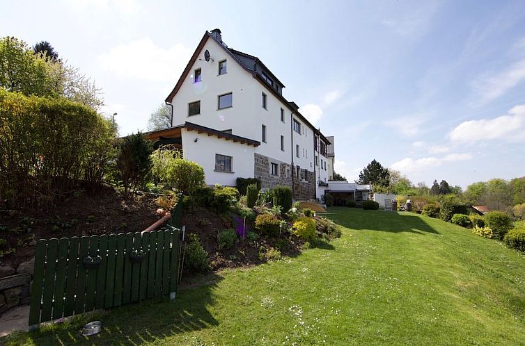 Appartement Helle und moderne Ferienwohnung mit Terrasse