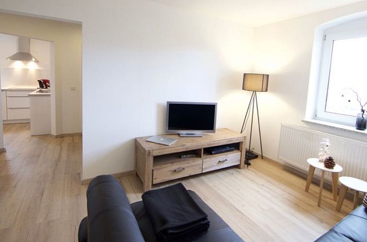 Appartement Helle und moderne Ferienwohnung mit Terrasse