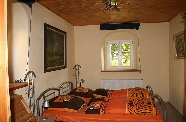 Appartement Wohnung mit Terrasse im sanierten Fachwerkhof