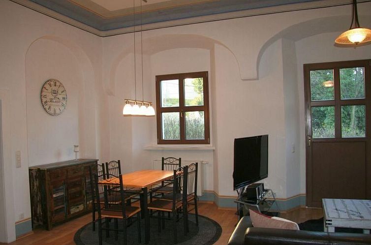 Appartement Wohnung in Maxen mit Terrasse, Garten und Grill