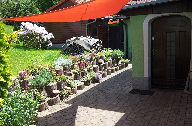 Appartement Geräumige Ferienwohnung mit Terrasse, in günst