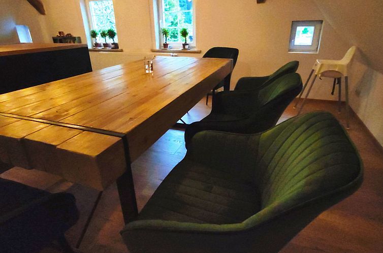 Vakantiehuis Tolles Ferienhaus in Klingenthal mit Großem Ga