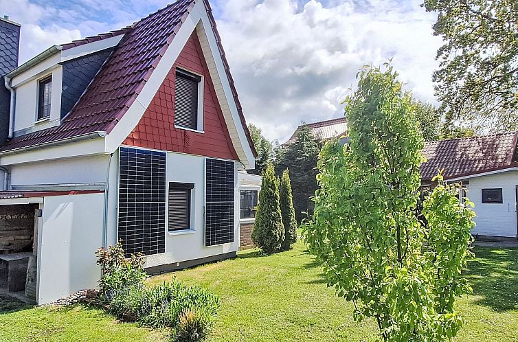 Vakantiehuis Behagliches Ferienhaus mit Garten und Terrasse