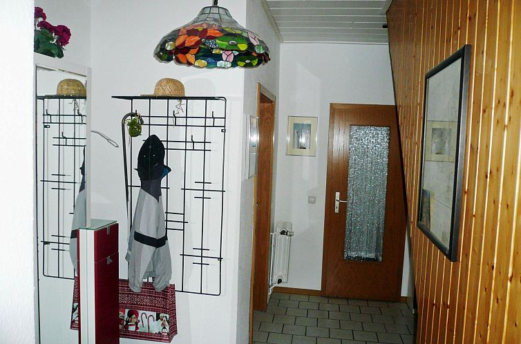 Appartement Charmante Wohnung in Dassow mit Terrasse und Gri