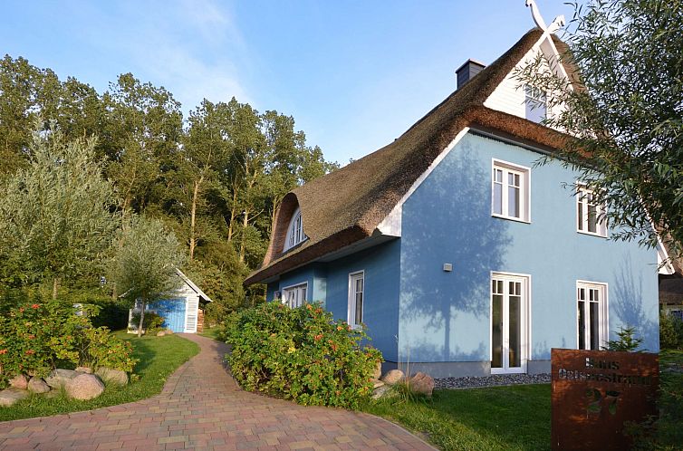 Vakantiehuis Komfort Ferienhaus mit Sauna und Kamin, auf gro