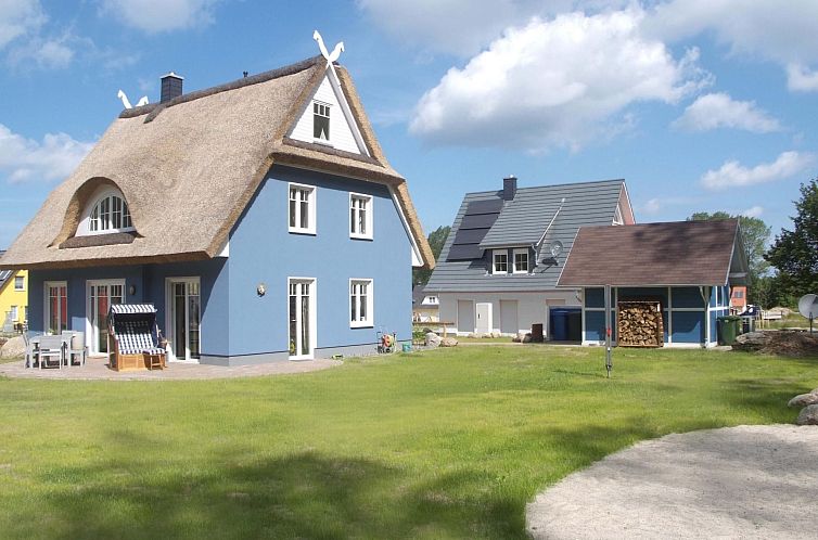 Vakantiehuis Komfort Ferienhaus mit Sauna und Kamin, auf gro