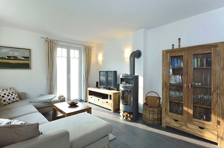 Vakantiehuis Komfort Ferienhaus mit Sauna und Kamin, auf gro
