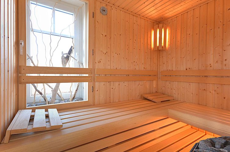 Vakantiehuis Komfort Ferienhaus mit Sauna und Kamin, auf gro