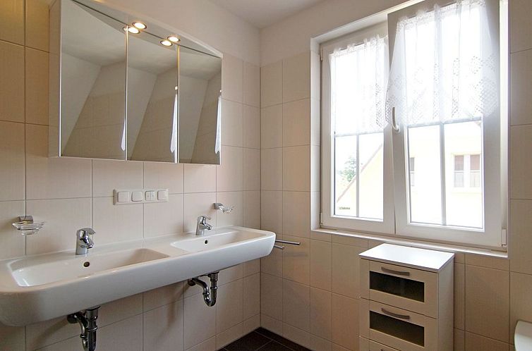 Vakantiehuis Reethaus Freddy in Glowe
