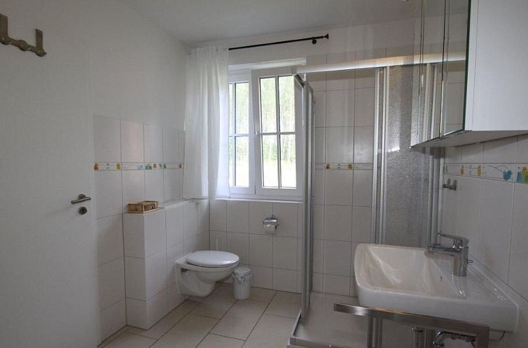 Vakantiehuis Reet-Hus Hanbutt in Glowe