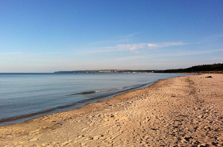 Vakantiehuis Reet-Hus Hanbutt in Glowe