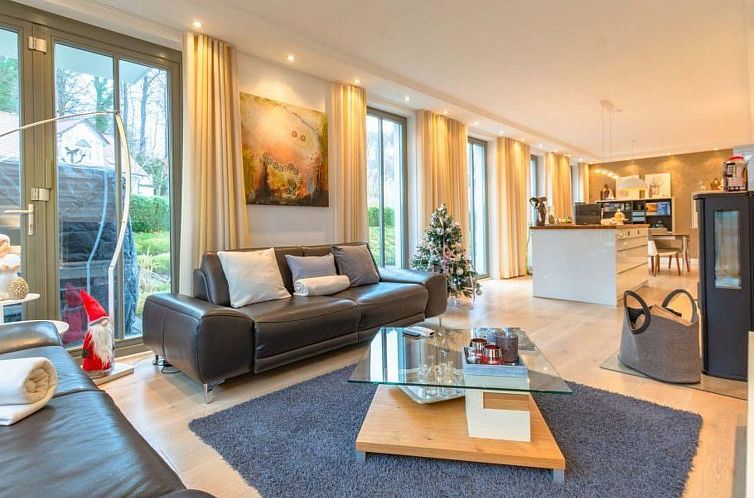 Appartement Luxus Ferienwohnung "Seebrise"