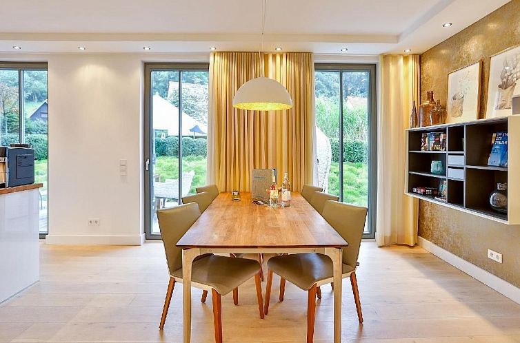 Appartement Luxus Ferienwohnung "Seebrise"