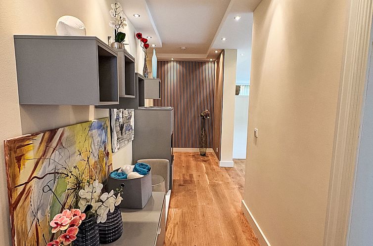 Appartement Luxus Ferienwohnung "Seebrise"