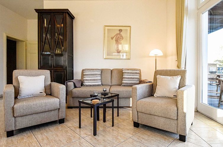 Appartement Strandnahe Wohnung mit Großem Balkon und Meerbl