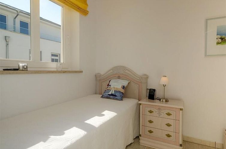 Appartement Strandnahe Wohnung mit Großem Balkon und Meerbl