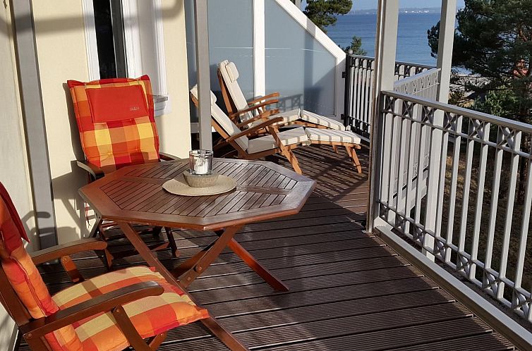 Appartement Strandnahe Wohnung mit Großem Balkon und Meerbl