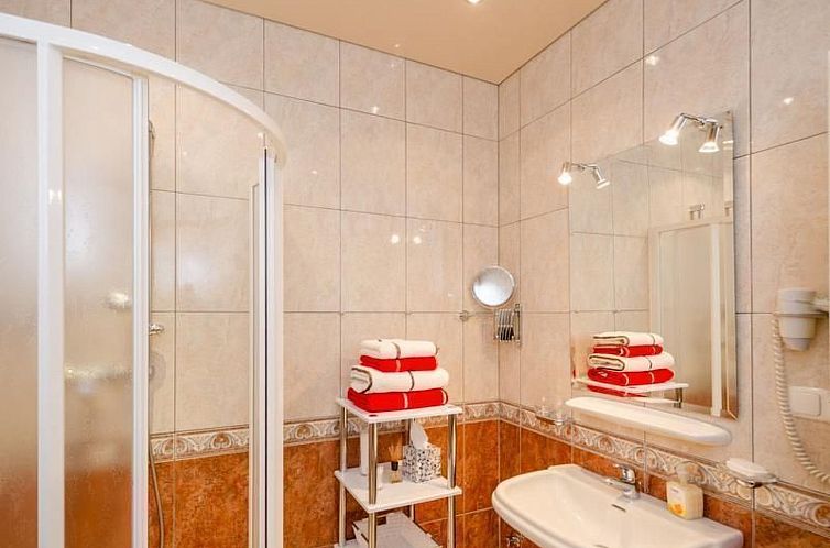 Appartement Strandnahe Wohnung mit Großem Balkon und Meerbl