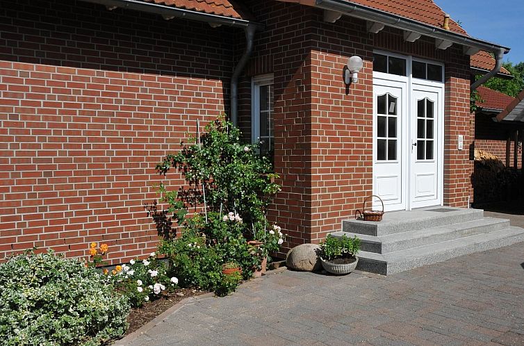 Appartement im Gartengeschoss für vier Personen