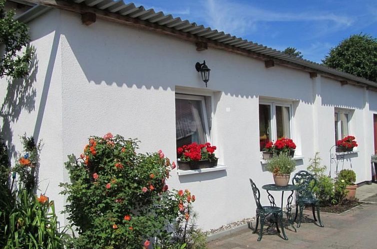 Unterkunft 0302215 - Ferienhaus Ostsee - Vakantiehuis Bungalow "Lieschen"