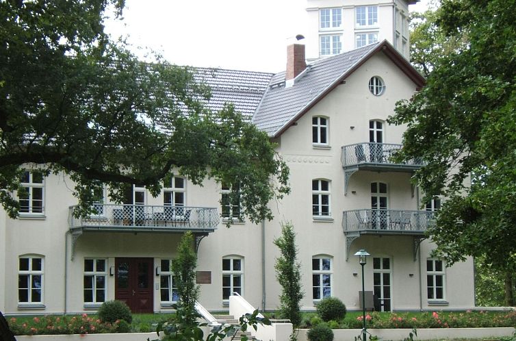 Appartement Schloßurlaub direkt an der Ostsee