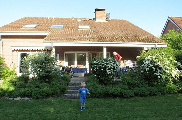 Appartement Wohnung in Kellenhusen mit Grill und Garten