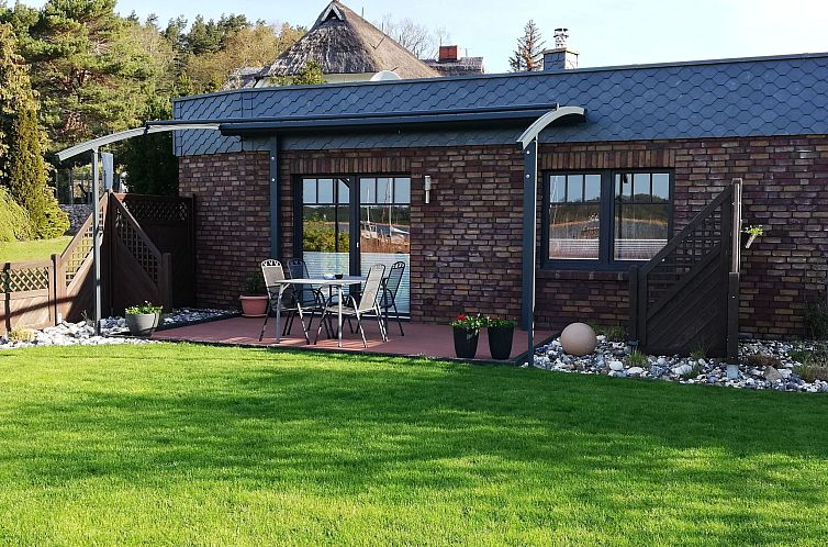 Guest house 0302553 - Apartment Baltic Sea - Appartement Ferienbungalow mit Terrasse und Seeblick in Sell